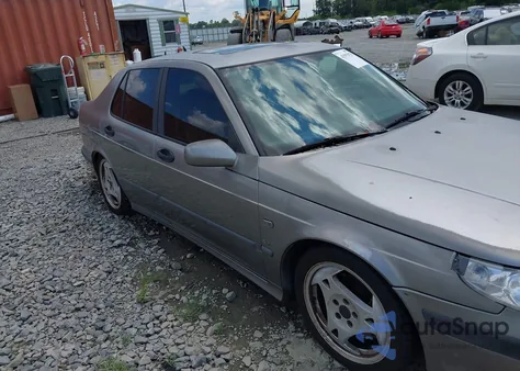 2001 Saab 9-5 Aero из США, поврежденный, VIN YS3EH48G613025596